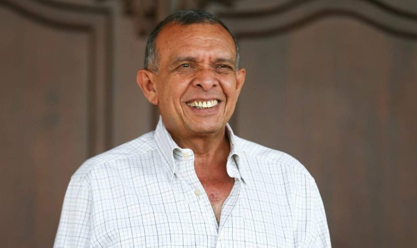 Porfirio Lobo Sosa: 'Ni sé quién es, jamás he visto al Rojo”